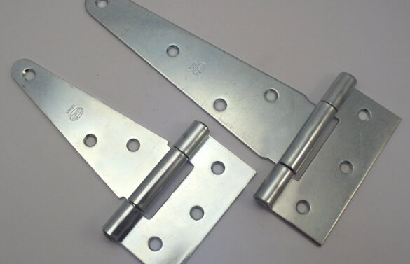 62882